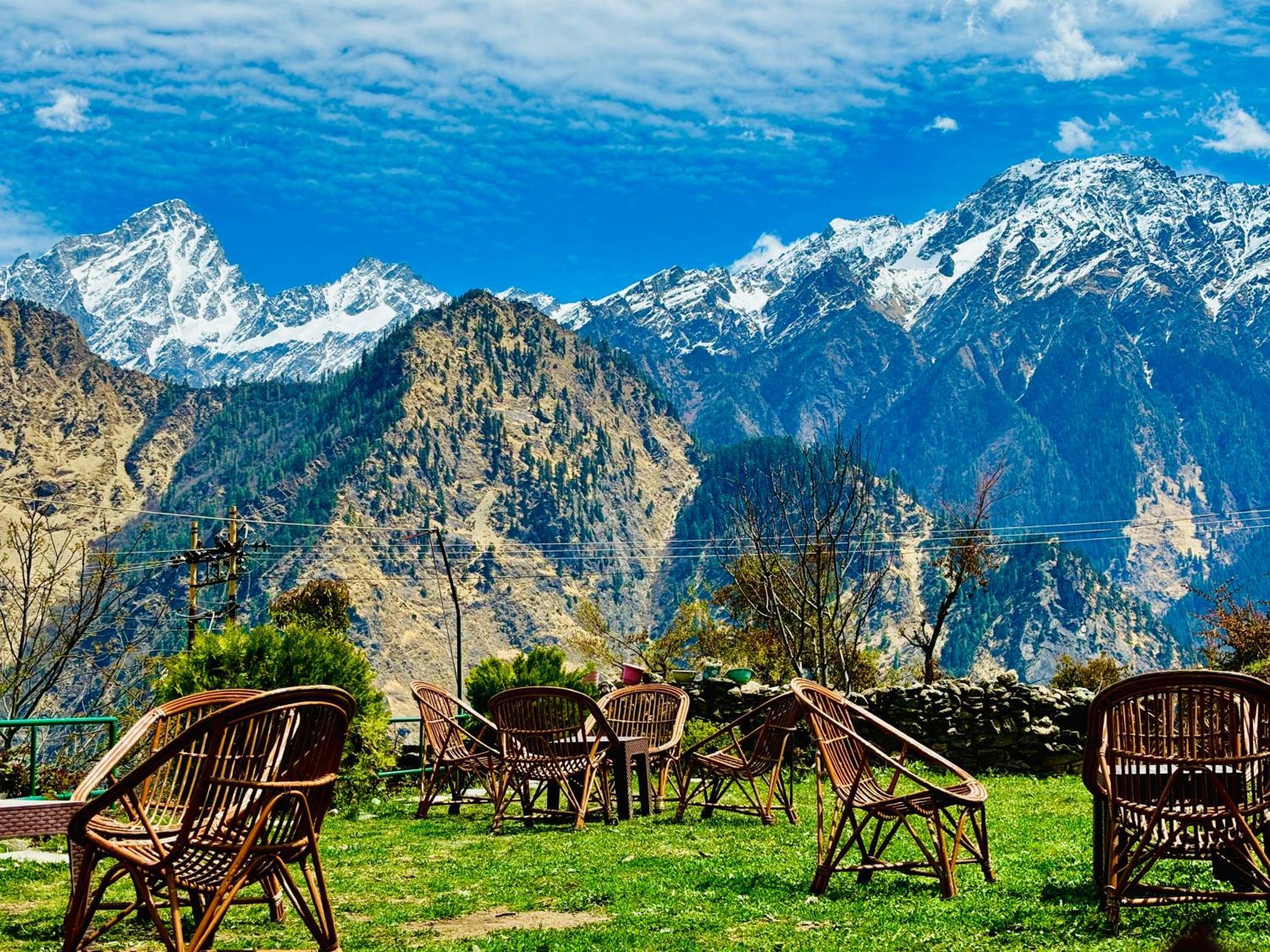 Himalayan High, Auli, By Himalayan Eco Lodges Joshīmath Екстериор снимка