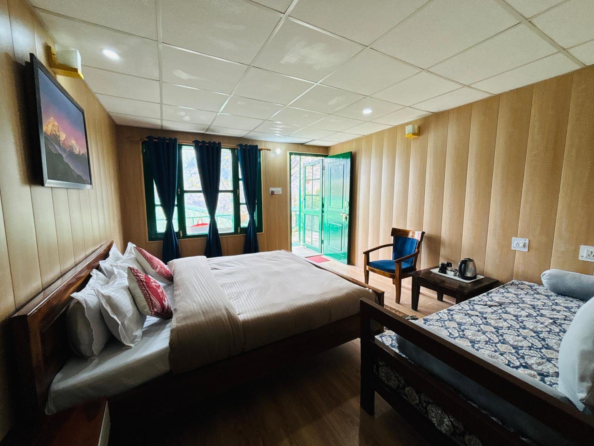 Himalayan High, Auli, By Himalayan Eco Lodges Joshīmath Екстериор снимка